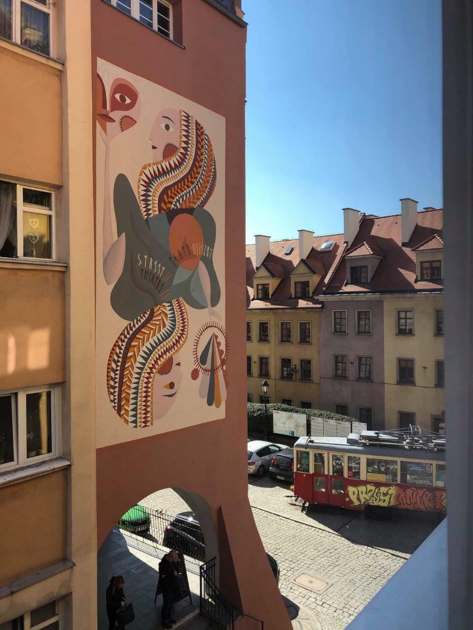 Apartament Szczesliwa 13 - Plac Ratuszowy Jelenia Góra Buitenkant foto